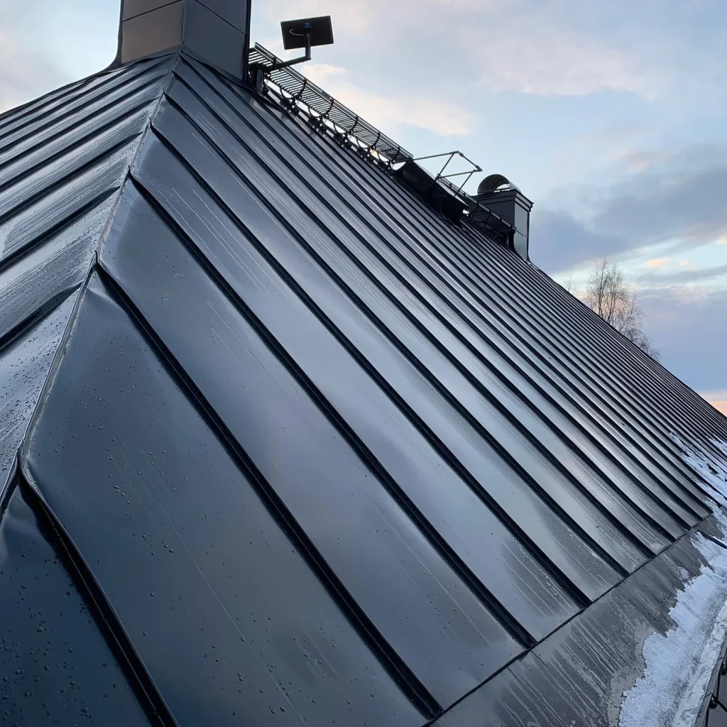 27. Installation av nya sno╠errasskydd till bostadsra╠ettsfo╠erening